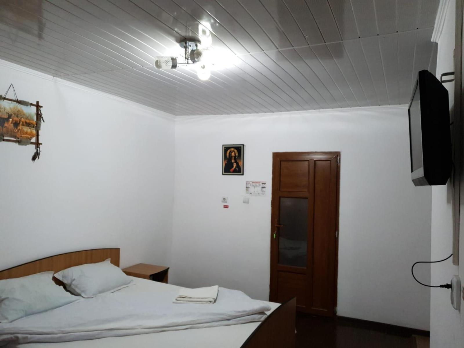 Pensiunea Lucica Sacelu Ruang foto