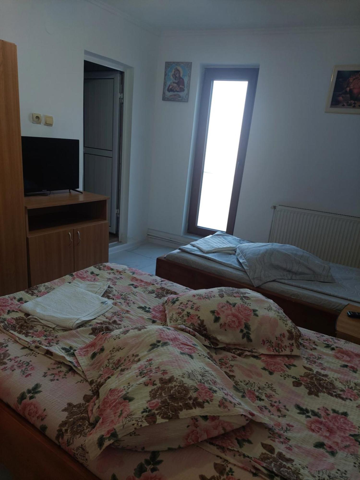 Pensiunea Lucica Sacelu Bagian luar foto